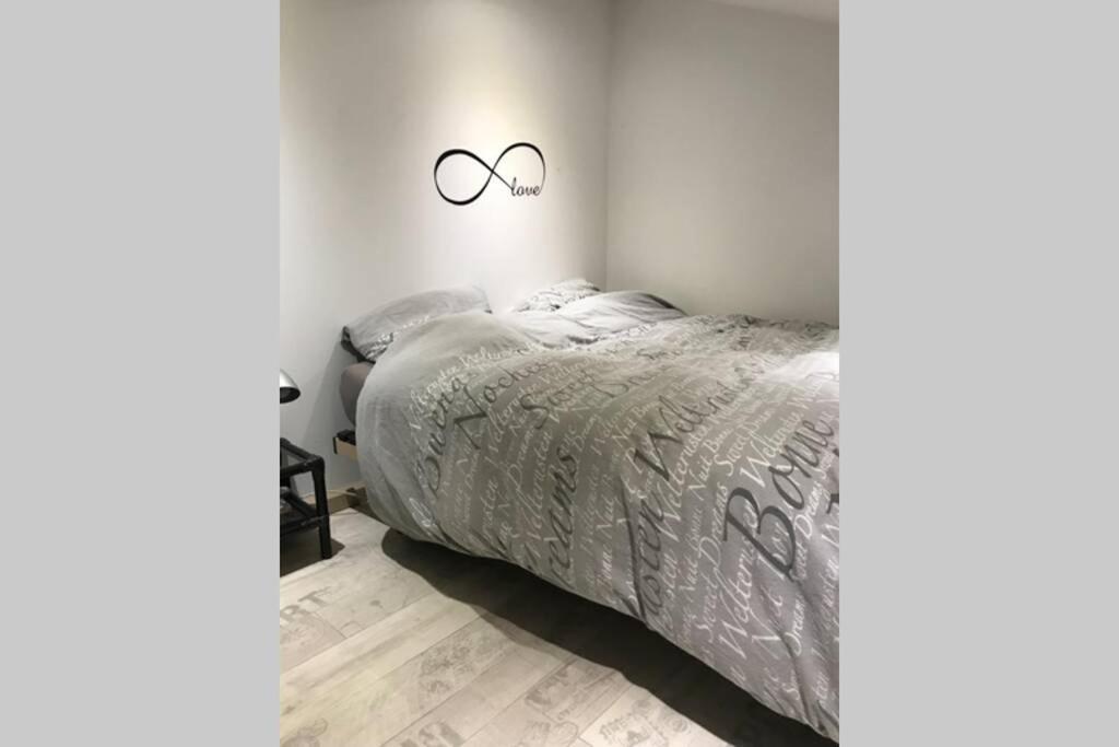 Loft Exceptionnel A Wepion Avec Jacuzzi Exterieur L Ete Et Cabine Infrarouge Ngoại thất bức ảnh