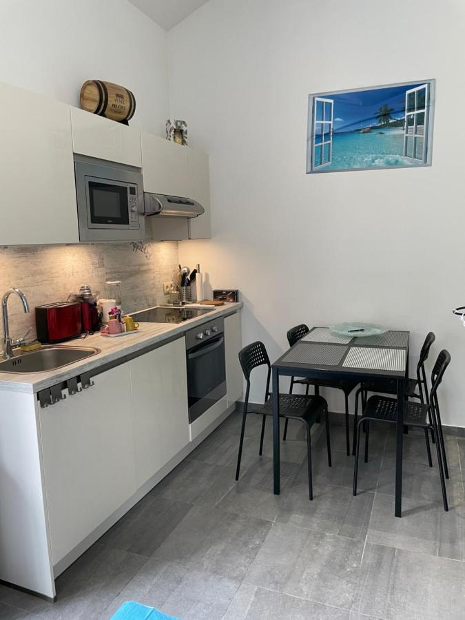 Loft Exceptionnel A Wepion Avec Jacuzzi Exterieur L Ete Et Cabine Infrarouge Ngoại thất bức ảnh